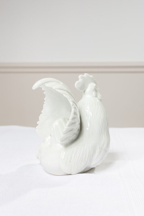 Figurine de coq en porcelaine blanche – Dresde/Saxe, début XXe – Image 2